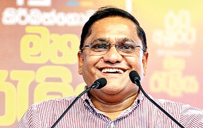 தேவைப்பட்டால், உலங்கு வானூர்திகளில் பயணம் செய்யலாம்: விஜித ஹேரத்